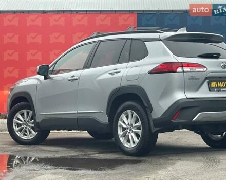 Серый Тойота Corolla Cross, объемом двигателя 2 л и пробегом 4 тыс. км за 24000 $, фото 15 на Automoto.ua