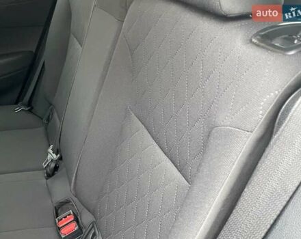 Серый Тойота Corolla Cross, объемом двигателя 2 л и пробегом 4 тыс. км за 24000 $, фото 46 на Automoto.ua