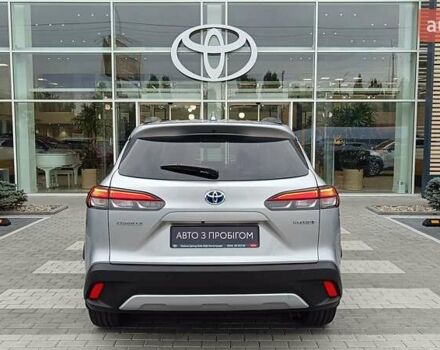 Серый Тойота Corolla Cross, объемом двигателя 2 л и пробегом 46 тыс. км за 33413 $, фото 3 на Automoto.ua