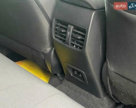 Серый Тойота Corolla Cross, объемом двигателя 2 л и пробегом 4 тыс. км за 24000 $, фото 52 на Automoto.ua