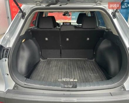 Серый Тойота Corolla Cross, объемом двигателя 2 л и пробегом 4 тыс. км за 24000 $, фото 53 на Automoto.ua