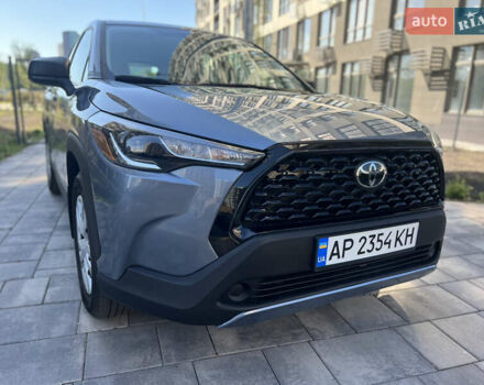 Серый Тойота Corolla Cross, объемом двигателя 2 л и пробегом 10 тыс. км за 23700 $, фото 4 на Automoto.ua