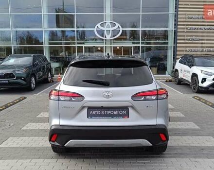 Серый Тойота Corolla Cross, объемом двигателя 2 л и пробегом 16 тыс. км за 39681 $, фото 3 на Automoto.ua