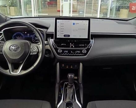 Серый Тойота Corolla Cross, объемом двигателя 2 л и пробегом 16 тыс. км за 39681 $, фото 7 на Automoto.ua