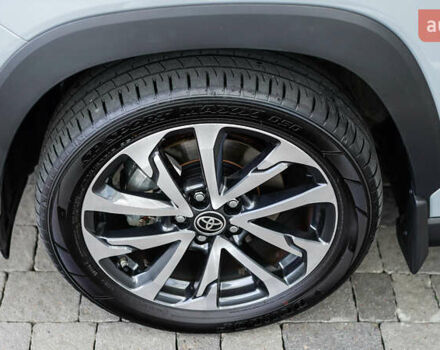 Сірий Тойота Corolla Cross, об'ємом двигуна 2 л та пробігом 3 тис. км за 39739 $, фото 11 на Automoto.ua