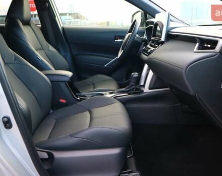 Серый Тойота Corolla Cross, объемом двигателя 2 л и пробегом 1 тыс. км за 38330 $, фото 5 на Automoto.ua