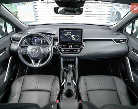 Сірий Тойота Corolla Cross, об'ємом двигуна 2 л та пробігом 3 тис. км за 39739 $, фото 7 на Automoto.ua