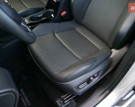 Серый Тойота Corolla Cross, объемом двигателя 2 л и пробегом 1 тыс. км за 38330 $, фото 14 на Automoto.ua