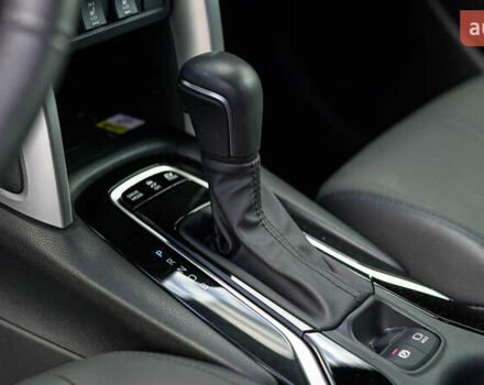 Сірий Тойота Corolla Cross, об'ємом двигуна 2 л та пробігом 3 тис. км за 39739 $, фото 30 на Automoto.ua