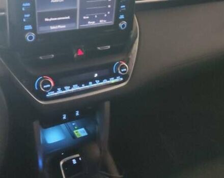 Синий Тойота Corolla Cross, объемом двигателя 1.99 л и пробегом 2 тыс. км за 25299 $, фото 2 на Automoto.ua