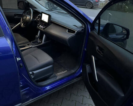 Синій Тойота Corolla Cross, об'ємом двигуна 2 л та пробігом 110 тис. км за 22500 $, фото 9 на Automoto.ua