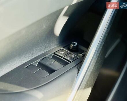 Зеленый Тойота Corolla Cross, объемом двигателя 2 л и пробегом 19 тыс. км за 36437 $, фото 18 на Automoto.ua