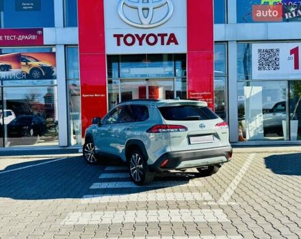 Зеленый Тойота Corolla Cross, объемом двигателя 2 л и пробегом 19 тыс. км за 36437 $, фото 1 на Automoto.ua