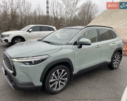 Зелений Тойота Corolla Cross, об'ємом двигуна 2 л та пробігом 49 тис. км за 35500 $, фото 4 на Automoto.ua