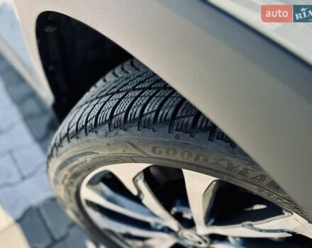 Зеленый Тойота Corolla Cross, объемом двигателя 2 л и пробегом 19 тыс. км за 36437 $, фото 21 на Automoto.ua