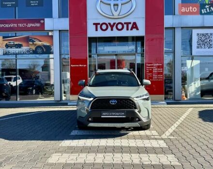 Зеленый Тойота Corolla Cross, объемом двигателя 2 л и пробегом 19 тыс. км за 36437 $, фото 4 на Automoto.ua