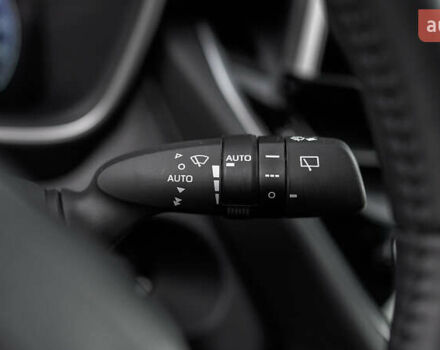 Зеленый Тойота Corolla Cross, объемом двигателя 2 л и пробегом 20 тыс. км за 37687 $, фото 22 на Automoto.ua