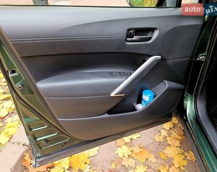 Зеленый Тойота Corolla Cross, объемом двигателя 1.99 л и пробегом 1 тыс. км за 29000 $, фото 8 на Automoto.ua