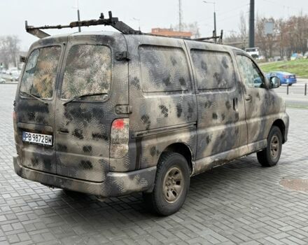 Белый Тойота Grand Hiace, объемом двигателя 2.5 л и пробегом 412 тыс. км за 4499 $, фото 3 на Automoto.ua