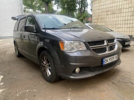 Тойота Grand Hiace 2015 у Одесі на Automoto.ua Сірий Тойота Grand Hiace, об'ємом двигуна 3.6 л та пробігом 17 тис. км за 19000 $, фото 1 на Automoto.ua