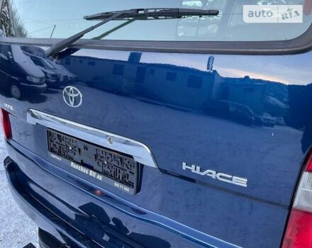 Синий Тойота Grand Hiace, объемом двигателя 2.5 л и пробегом 233 тыс. км за 12300 $, фото 13 на Automoto.ua