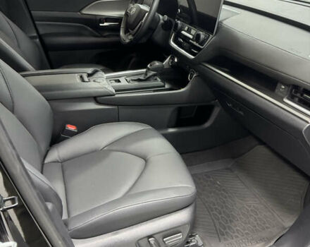 Черный Тойота Grand Highlander, объемом двигателя 2.5 л и пробегом 45 тыс. км за 67000 $, фото 15 на Automoto.ua