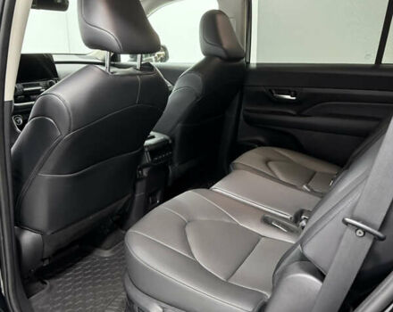 Черный Тойота Grand Highlander, объемом двигателя 2.5 л и пробегом 45 тыс. км за 67000 $, фото 41 на Automoto.ua