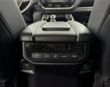 Черный Тойота Grand Highlander, объемом двигателя 2.5 л и пробегом 45 тыс. км за 67000 $, фото 37 на Automoto.ua