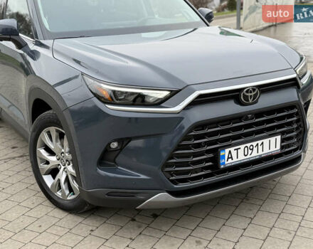 Сірий Тойота Grand Highlander, об'ємом двигуна 2.5 л та пробігом 33 тис. км за 69500 $, фото 7 на Automoto.ua