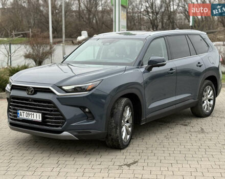 Сірий Тойота Grand Highlander, об'ємом двигуна 2.5 л та пробігом 33 тис. км за 69500 $, фото 3 на Automoto.ua