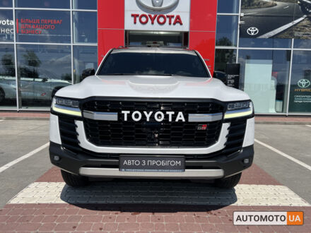 Тойота Land Cruiser 300 2022 у Вінниці на Automoto.ua Білий Тойота Land Cruiser 300, об'ємом двигуна 3.3 л та пробігом 160 тис. км за 64264 $, фото 1 на Automoto.ua