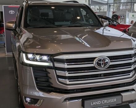 Тойота Land Cruiser 300, объемом двигателя 3.3 л и пробегом 0 тыс. км за 91702 $, фото 12 на Automoto.ua