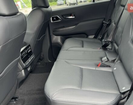 Тойота Land Cruiser 300 2025 у Житомирі на Automoto.ua Тойота Land Cruiser 300, об'ємом двигуна 3.3 л та пробігом 0 тис. км за 96413 $, фото 34 на Automoto.ua