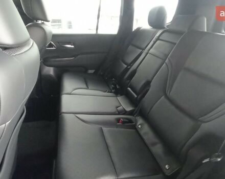 Тойота Land Cruiser 300 2025 в Киеве на Automoto.ua Тойота Land Cruiser 300, объемом двигателя 3.3 л и пробегом 0 тыс. км за 96925 $, фото 35 на Automoto.ua