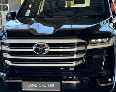 Тойота Land Cruiser 300, об'ємом двигуна 3.3 л та пробігом 0 тис. км за 96344 $, фото 1 на Automoto.ua
