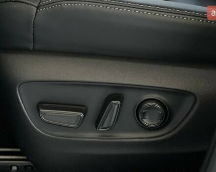 Тойота Land Cruiser 300, об'ємом двигуна 3.3 л та пробігом 0 тис. км за 96344 $, фото 20 на Automoto.ua