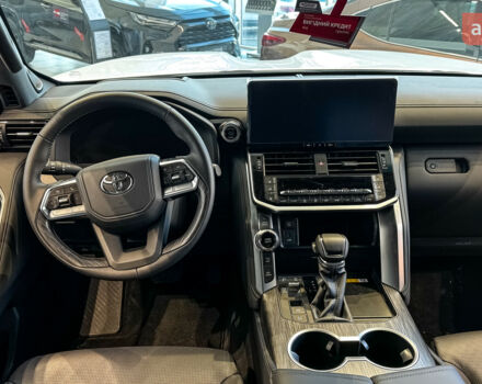Тойота Land Cruiser 300, объемом двигателя 3.45 л и пробегом 0 тыс. км за 96805 $, фото 11 на Automoto.ua