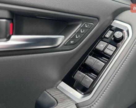 купити нове авто Тойота Land Cruiser 300 2025 року від офіційного дилера Тойота на Столичному Тойота фото