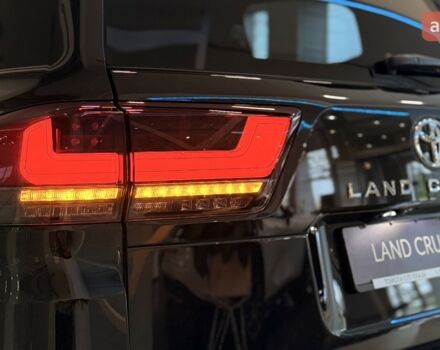 Тойота Land Cruiser 300, объемом двигателя 3.3 л и пробегом 0 тыс. км за 101494 $, фото 5 на Automoto.ua