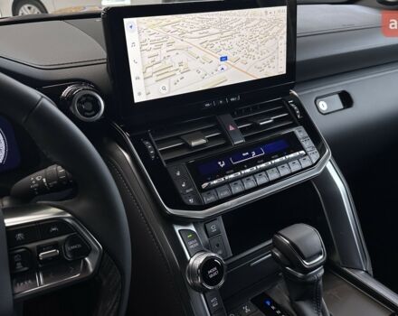 Тойота Land Cruiser 300, объемом двигателя 3.3 л и пробегом 0 тыс. км за 96948 $, фото 16 на Automoto.ua