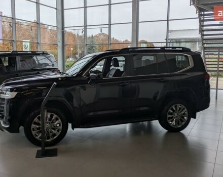 Тойота Land Cruiser 300, объемом двигателя 3.3 л и пробегом 0 тыс. км за 95429 $, фото 11 на Automoto.ua
