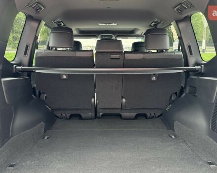 Тойота Land Cruiser 300 2025 у Житомирі на Automoto.ua Тойота Land Cruiser 300, об'ємом двигуна 3.3 л та пробігом 0 тис. км за 96413 $, фото 9 на Automoto.ua