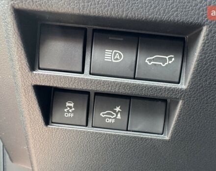Тойота Land Cruiser 300 2025 у Житомирі на Automoto.ua Тойота Land Cruiser 300, об'ємом двигуна 3.3 л та пробігом 0 тис. км за 96413 $, фото 18 на Automoto.ua