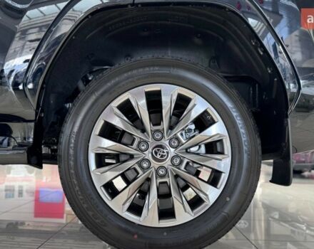 купить новое авто Тойота Land Cruiser 300 2025 года от официального дилера Тойота на Столичному Тойота фото