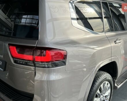 Тойота Land Cruiser 300, объемом двигателя 3.3 л и пробегом 0 тыс. км за 93215 $, фото 3 на Automoto.ua