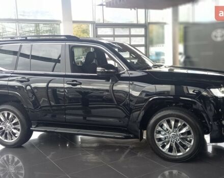Тойота Land Cruiser 300 2025 в Киеве на Automoto.ua Тойота Land Cruiser 300, объемом двигателя 3.3 л и пробегом 0 тыс. км за 96925 $, фото 5 на Automoto.ua