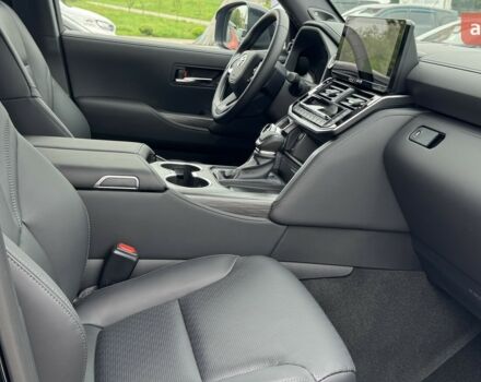 Тойота Land Cruiser 300 2025 у Житомирі на Automoto.ua Тойота Land Cruiser 300, об'ємом двигуна 3.3 л та пробігом 0 тис. км за 96413 $, фото 36 на Automoto.ua