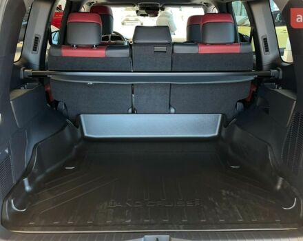 Тойота Land Cruiser 300, объемом двигателя 3.3 л и пробегом 0 тыс. км за 95908 $, фото 12 на Automoto.ua