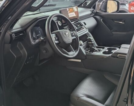 Тойота Land Cruiser 300, объемом двигателя 3.3 л и пробегом 0 тыс. км за 96506 $, фото 8 на Automoto.ua