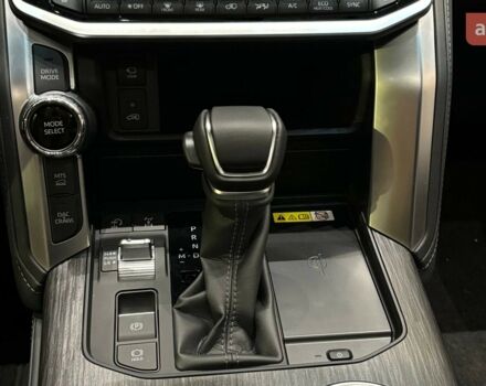 Тойота Land Cruiser 300, объемом двигателя 3.3 л и пробегом 0 тыс. км за 95679 $, фото 13 на Automoto.ua